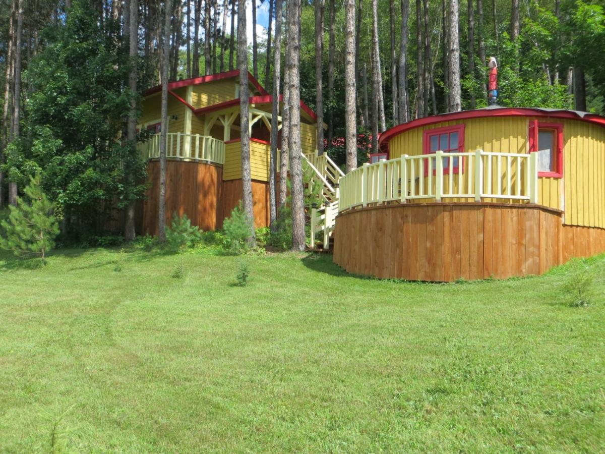 La Maison Sous Les Arbres Saint Roch de Mekinac Esterno foto